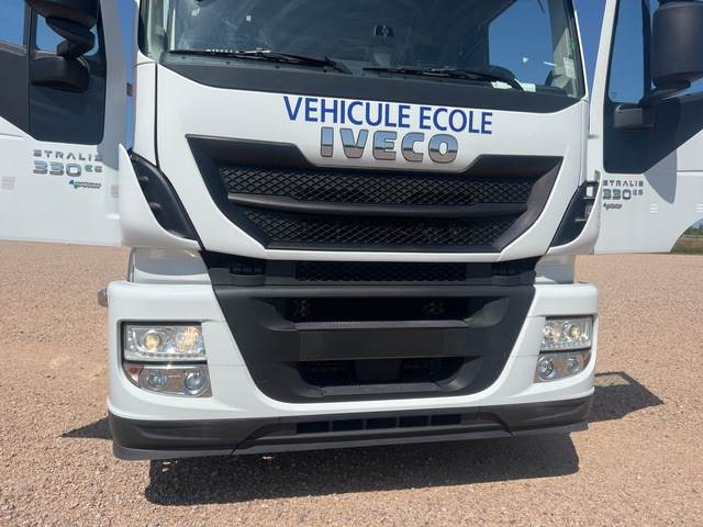 Iveco Stralis 330E6 – Finanzierungsleasing Iveco Stralis 330E6: das Bild 13