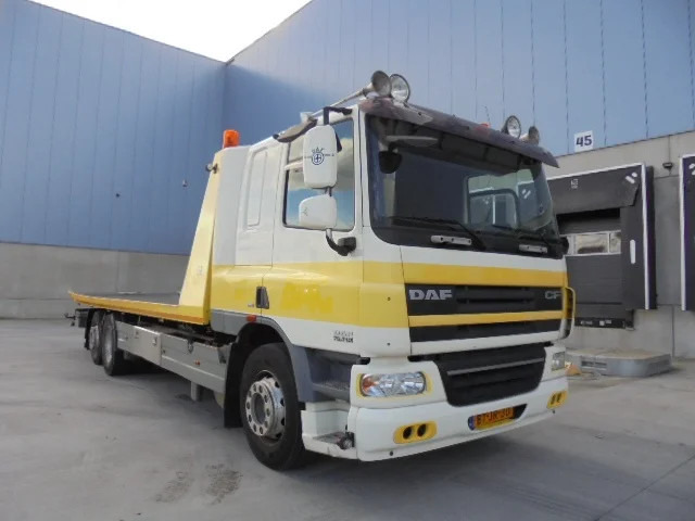 Autotransporter LKW DAF CF 75 310 6X2 PLATEAU + WINCH: das Bild 7