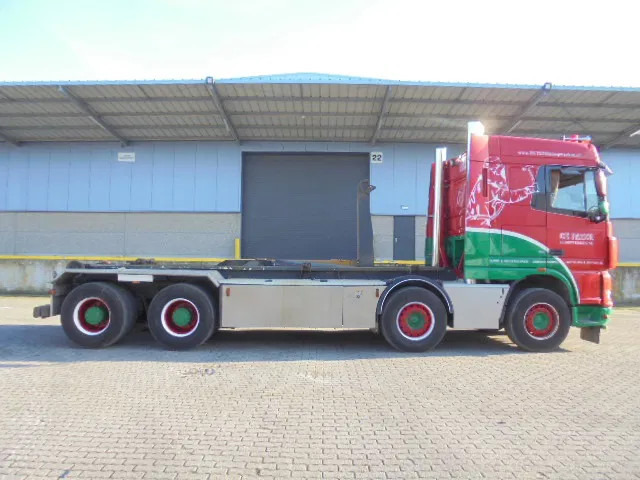 Abrollkipper DAF XF 105 410 FAD 8X4 STEEL SUSPENSION: das Bild 7