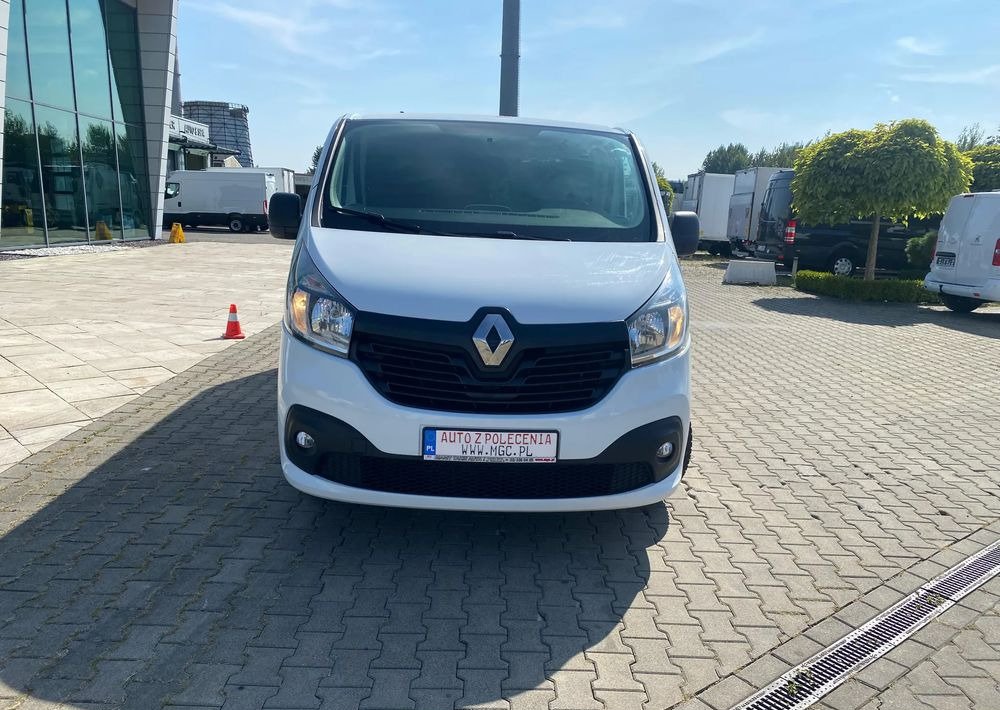 Renault Trafic 1.6 DCi 115 / E5 / WEBASTO / PDC / MANUAL / OKAZJA! – Finanzierungsleasing Renault Trafic 1.6 DCi 115 / E5 / WEBASTO / PDC / MANUAL / OKAZJA!: das Bild 6