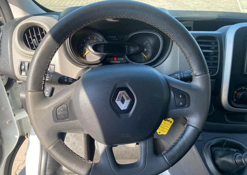 Renault Trafic 1.6 DCi 115 / E5 / WEBASTO / PDC / MANUAL / OKAZJA! – Finanzierungsleasing Renault Trafic 1.6 DCi 115 / E5 / WEBASTO / PDC / MANUAL / OKAZJA!: das Bild 18