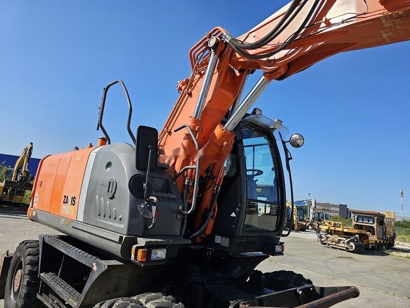 Mobilbagger Hitachi ZX190W-3: das Bild 6