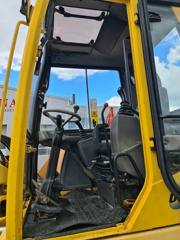 Mobilbagger Komatsu PW110: das Bild 10