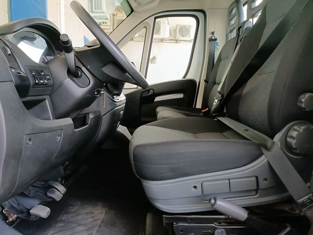 Pritsche Transporter FIAT DUCATO 35 L2H1: das Bild 9