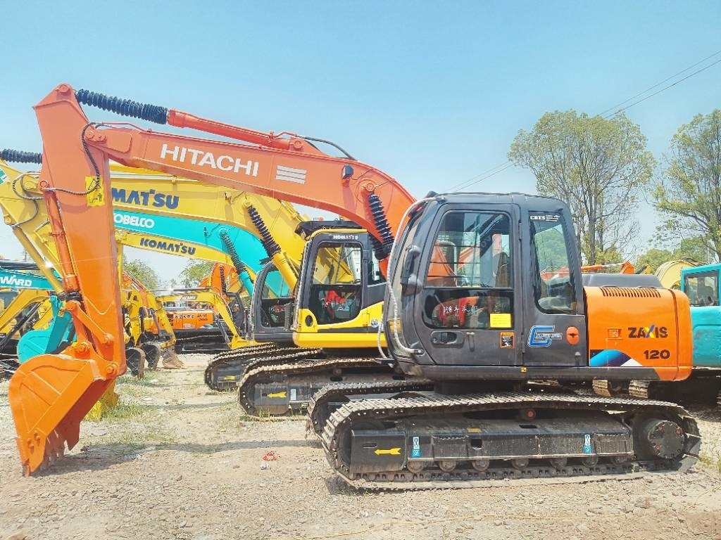 Kettenbagger Hitachi ZX 120: das Bild 6