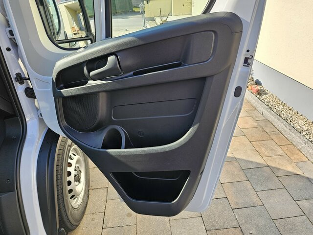 Pritsche Transporter, Transporter mit Doppelkabine, Zustand - NEU FIAT Ducato MAXI 140 Serie10-9.2 2025 L5 DOKA 3,3 M.: das Bild 17