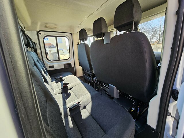 Pritsche Transporter, Transporter mit Doppelkabine, Zustand - NEU FIAT Ducato MAXI 140 Serie10-9.2 2025 L5 DOKA 3,3 M.: das Bild 19