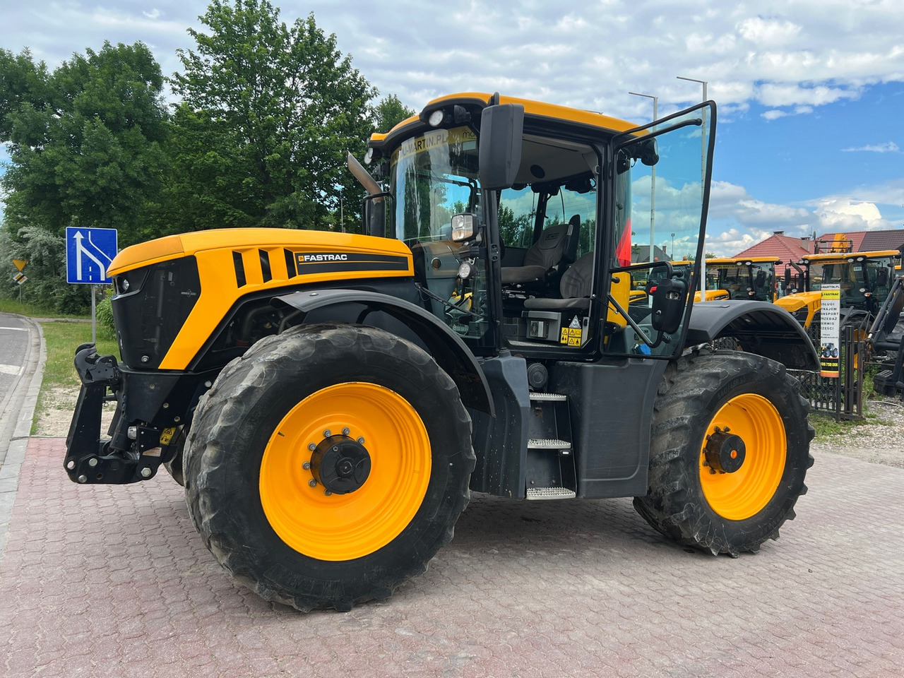 Traktor JCB Fastrac 4220: das Bild 11