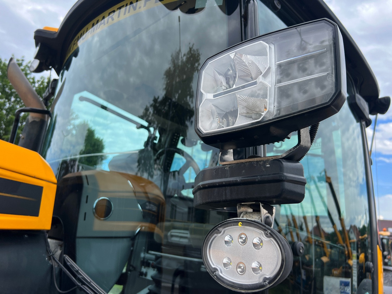 Traktor JCB Fastrac 4220: das Bild 10