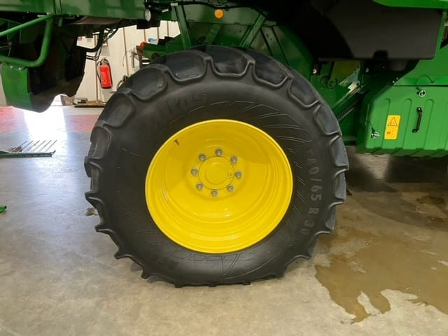 Mähdrescher John Deere T670i: das Bild 6