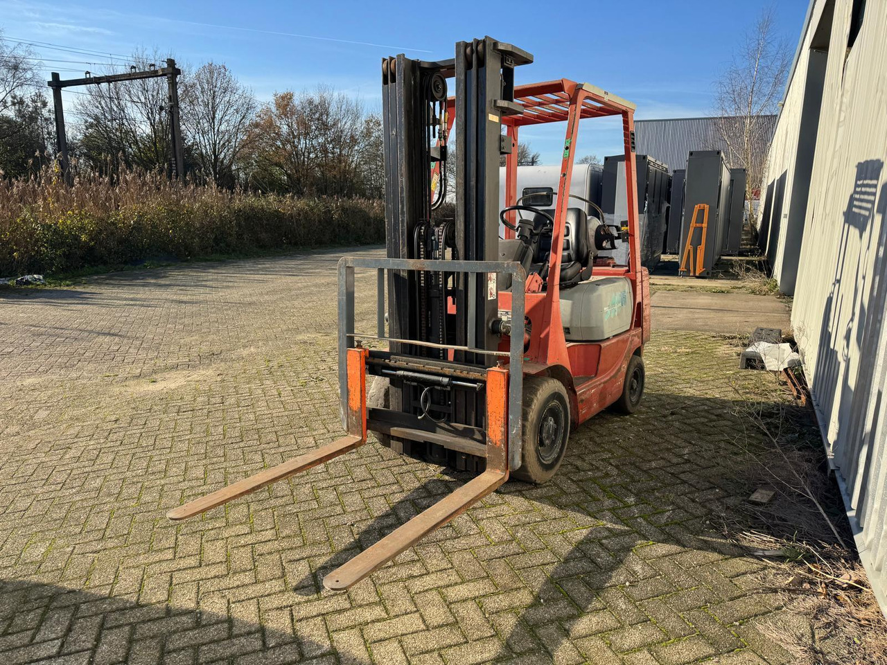 Treibgasstapler Mitsubishi EG 15 Heftruck Triplomast met 4.7m Hefhoogte: das Bild 1