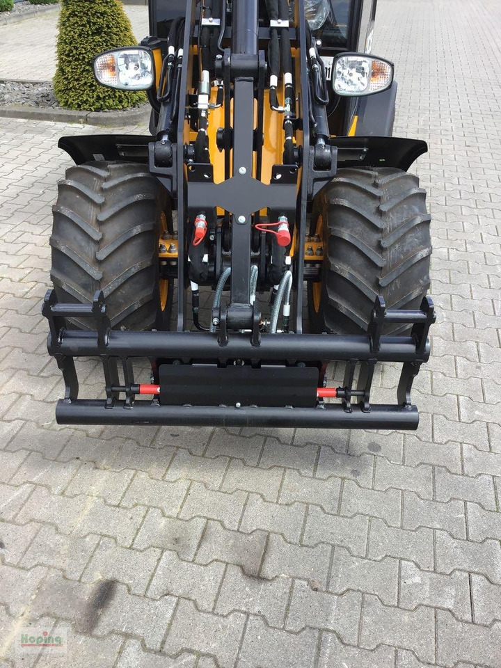 Hoflader JCB 403 smartpower Kabine: das Bild 6