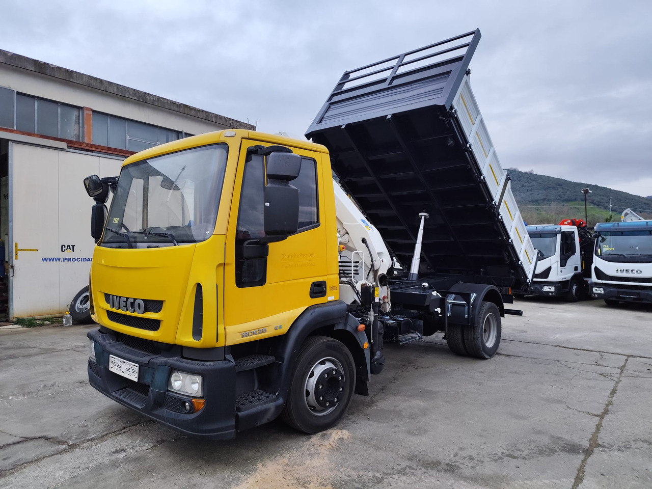 Autokran IVECO EUROCARGO 120E28P: das Bild 18