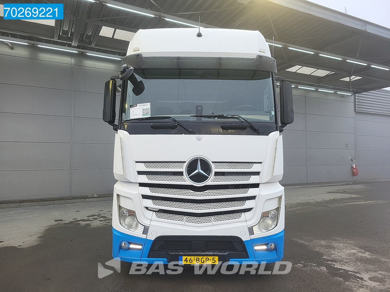 Sattelzugmaschine Mercedes-Benz Actros 1845 Actros 4X2 NL-Truck Mega Retarder 2x Tanks Hebesattel EEV GigaSpace: das Bild 16