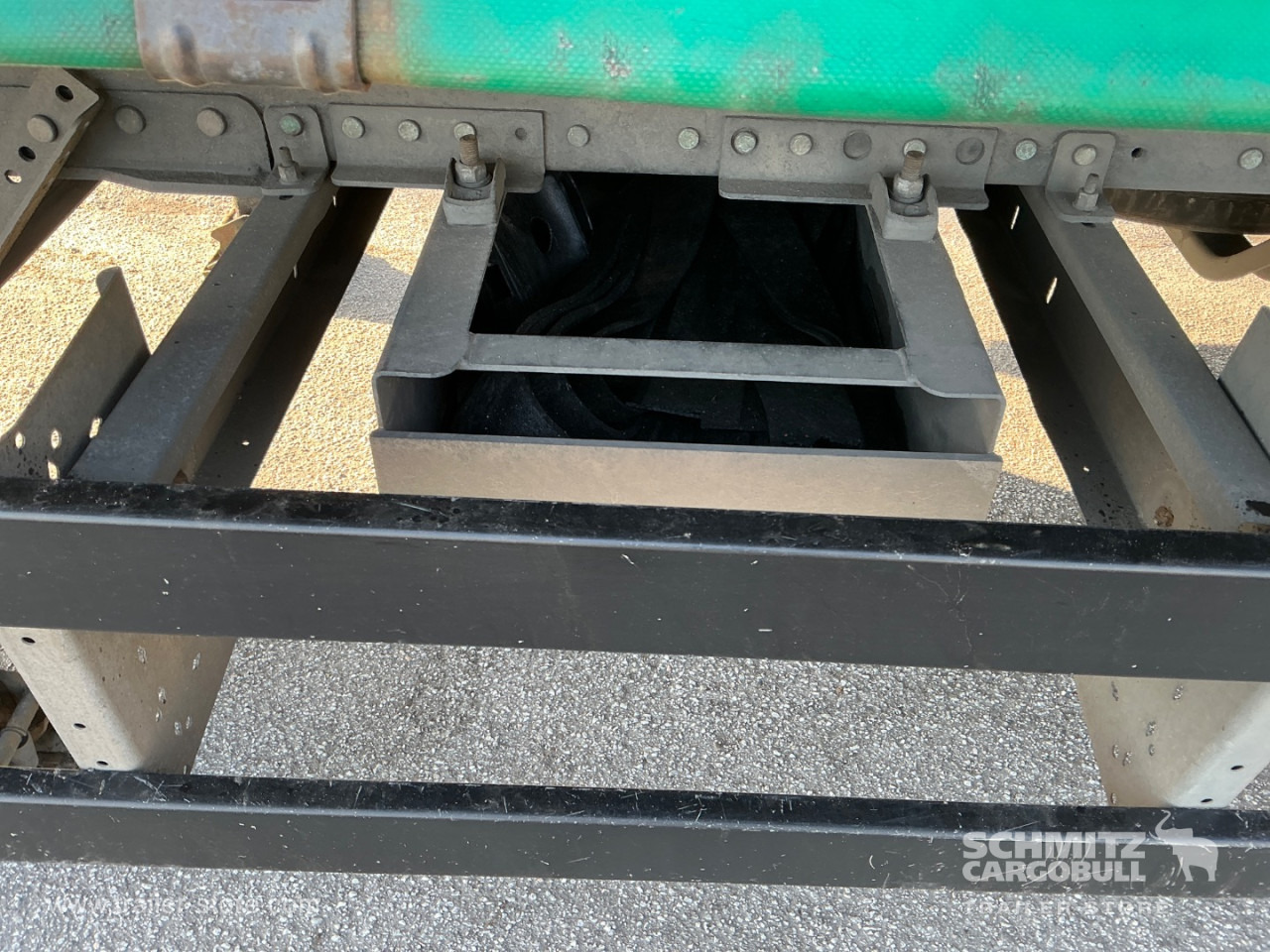 SCHMITZ Curtainsider Standard Forklift holder – Finanzierungsleasing SCHMITZ Curtainsider Standard Forklift holder: das Bild 6