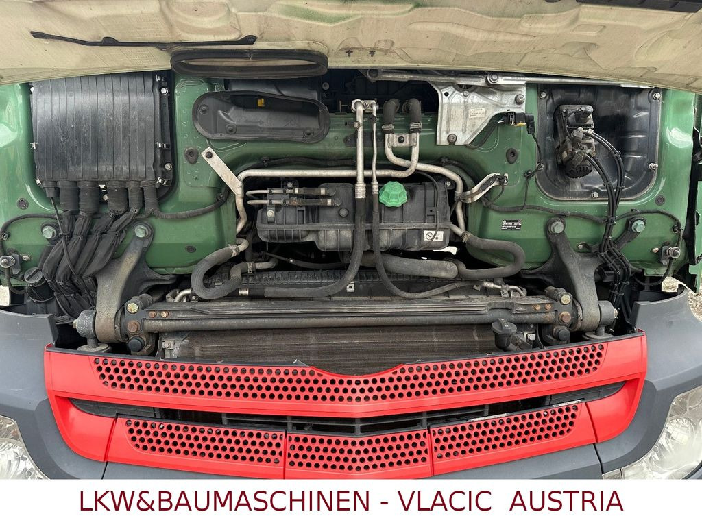 Sattelzugmaschine Mercedes-Benz Actros 1840 ADR: das Bild 15