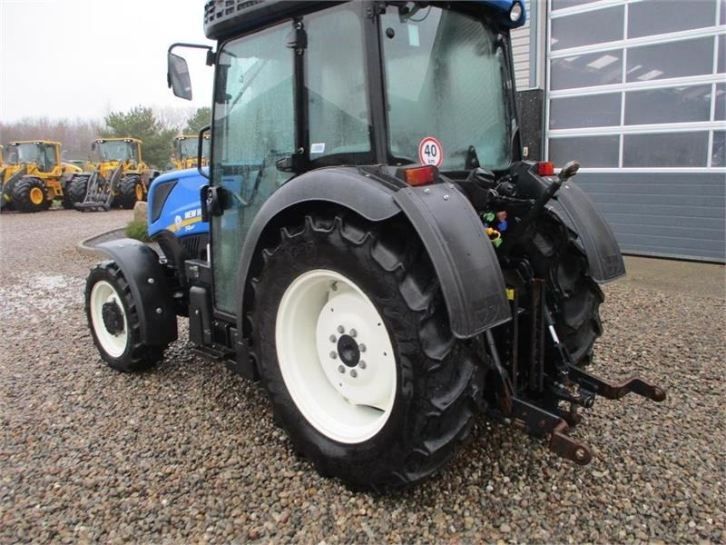 Traktor New Holland T4.80 F SuperSteear med aircondition og koblingsfr: das Bild 14