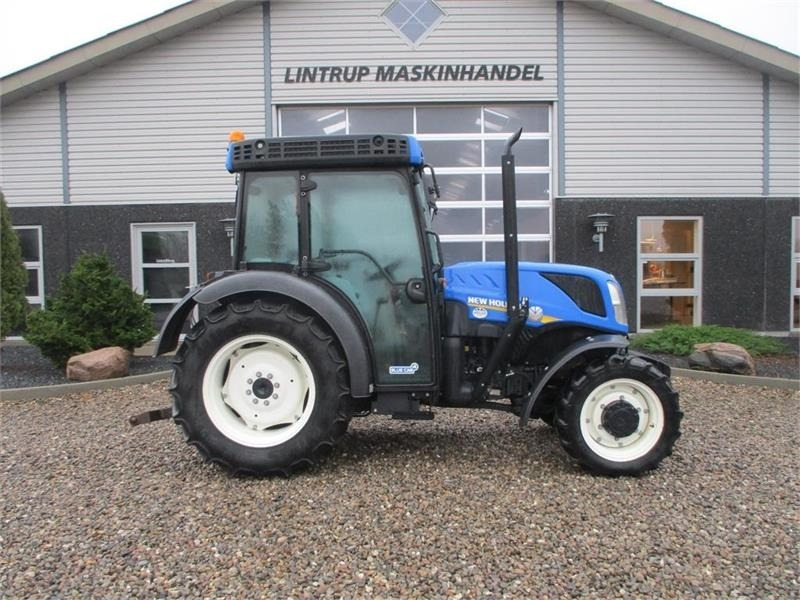 Traktor New Holland T4.80 F SuperSteear med aircondition og koblingsfr: das Bild 18