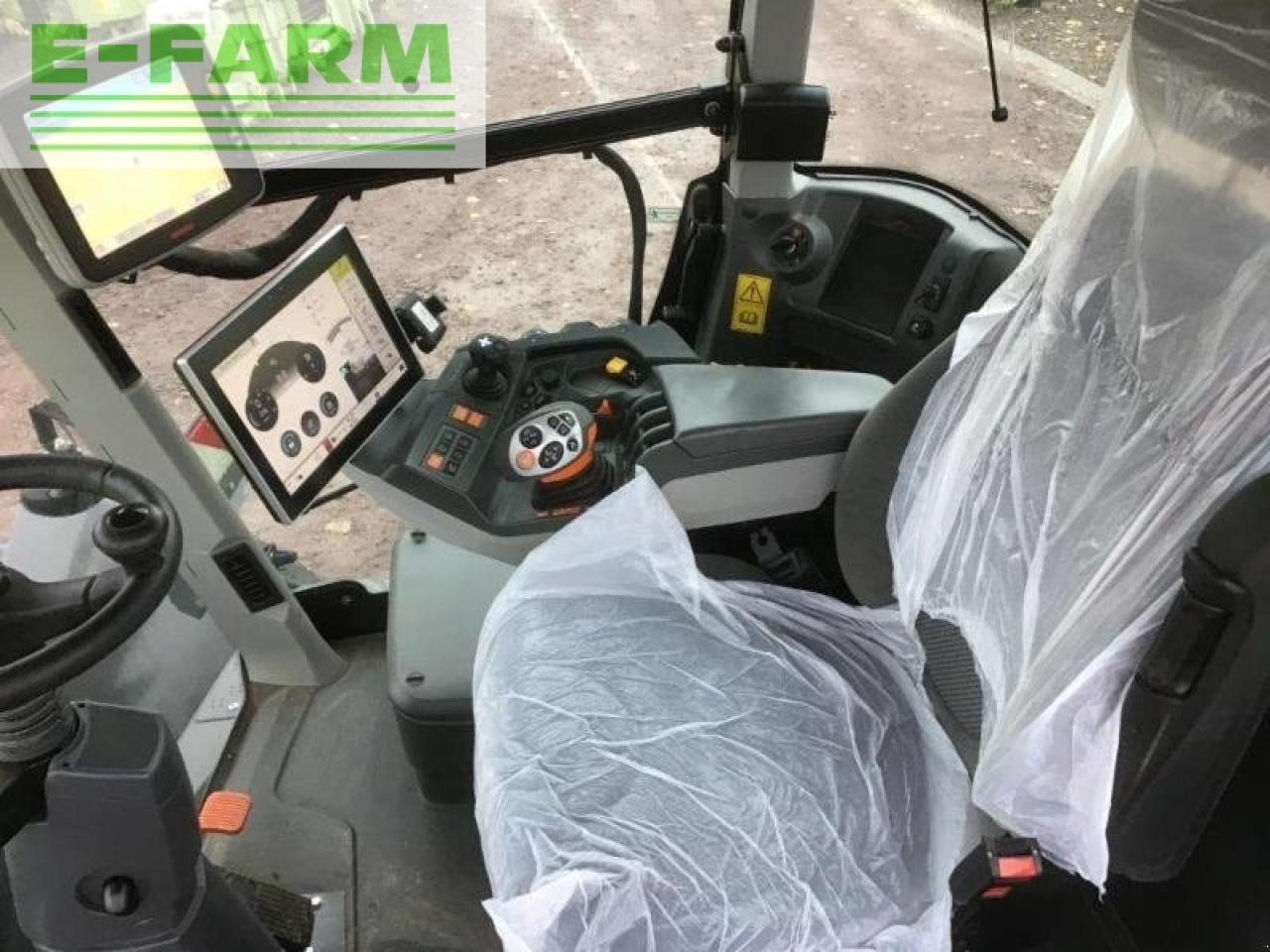 Traktor CLAAS xerion 4200 trac vc TRAC VC: das Bild 7