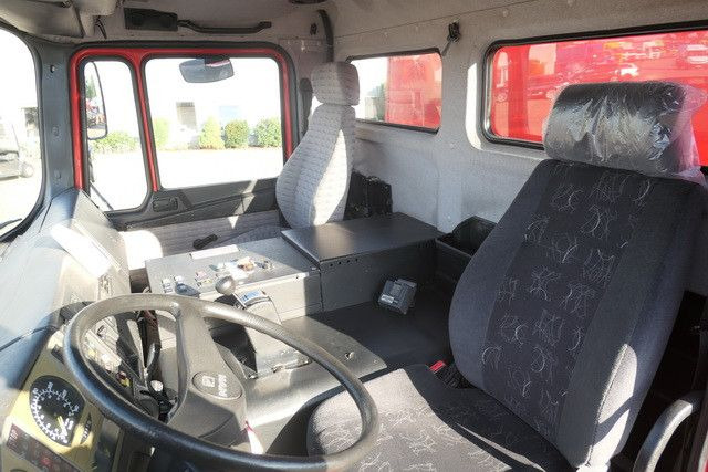 MAN 19.372 4x4, Feuerwehr, Rosenbauer, Allrad, 370PS  – Finanzierungsleasing MAN 19.372 4x4, Feuerwehr, Rosenbauer, Allrad, 370PS: das Bild 14