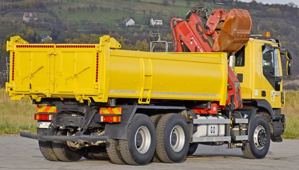 Autokran, Kipper Iveco TRAKKER 360 * Kipper 4,90m* KRAN/FUNK*6x4: das Bild 8