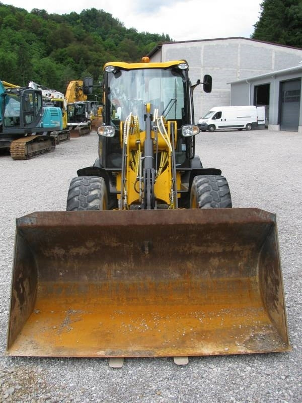 Radlader JCB 406B TOP stanje nakladalna žlica + paletne vilice: das Bild 8