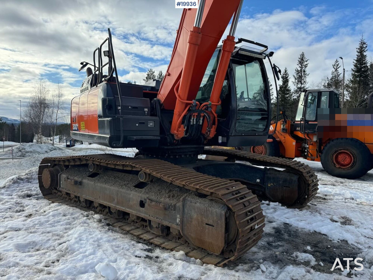 Bagger Hitachi ZX300LC-6: das Bild 9