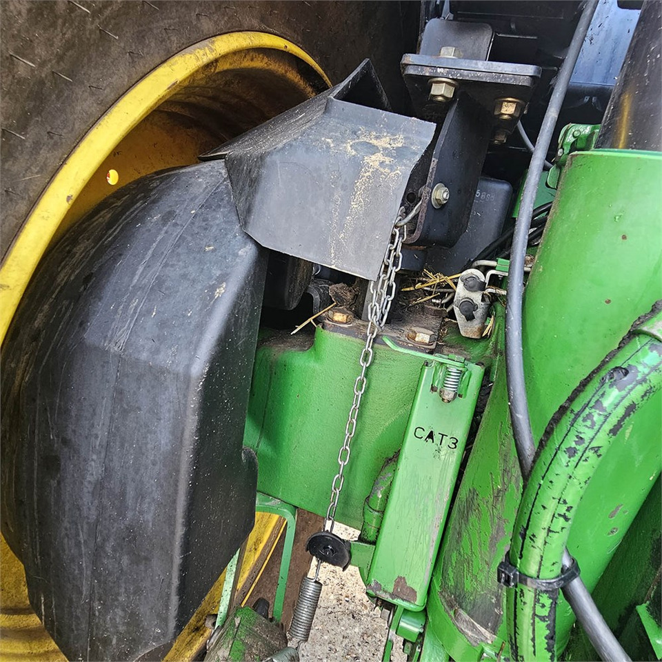 Traktor John Deere 6210 R: das Bild 31