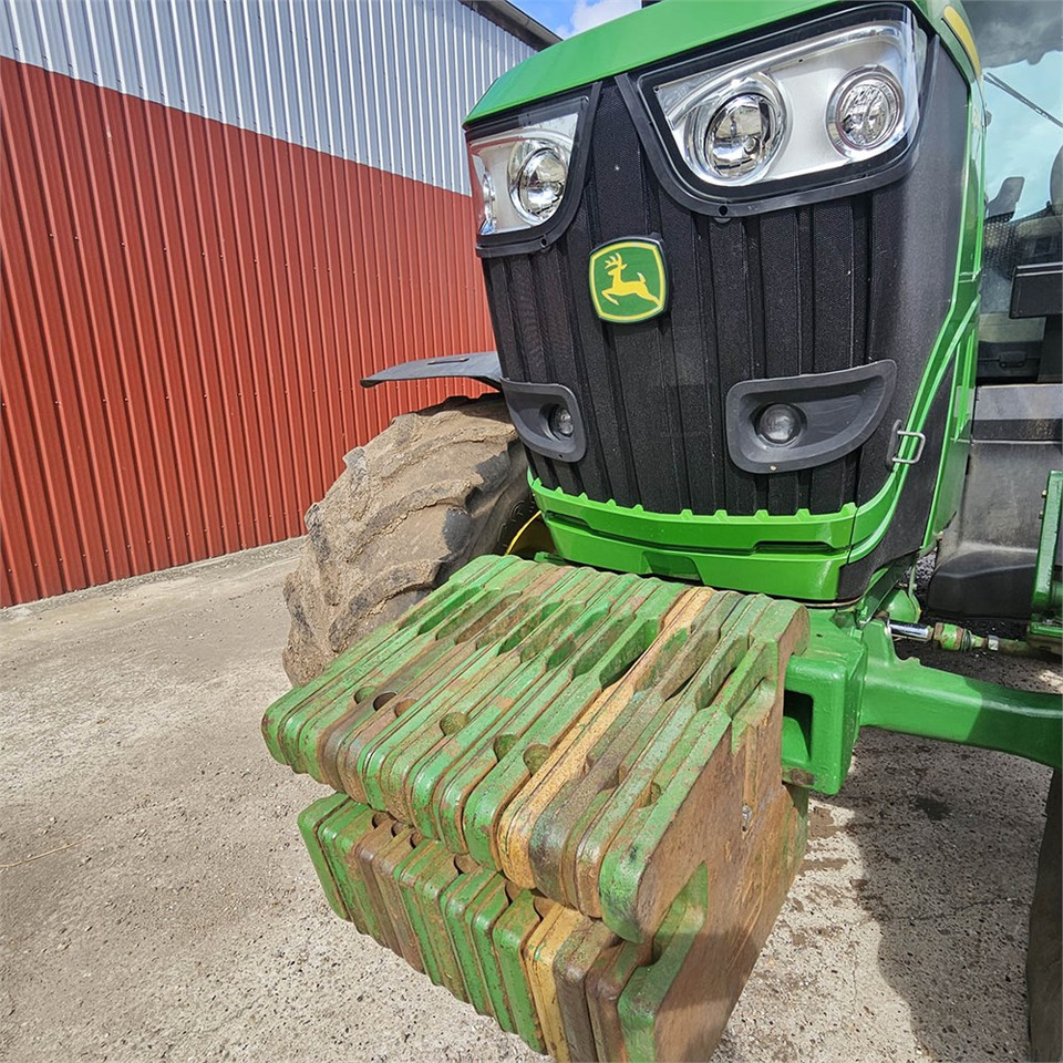 Traktor John Deere 6210 R: das Bild 22